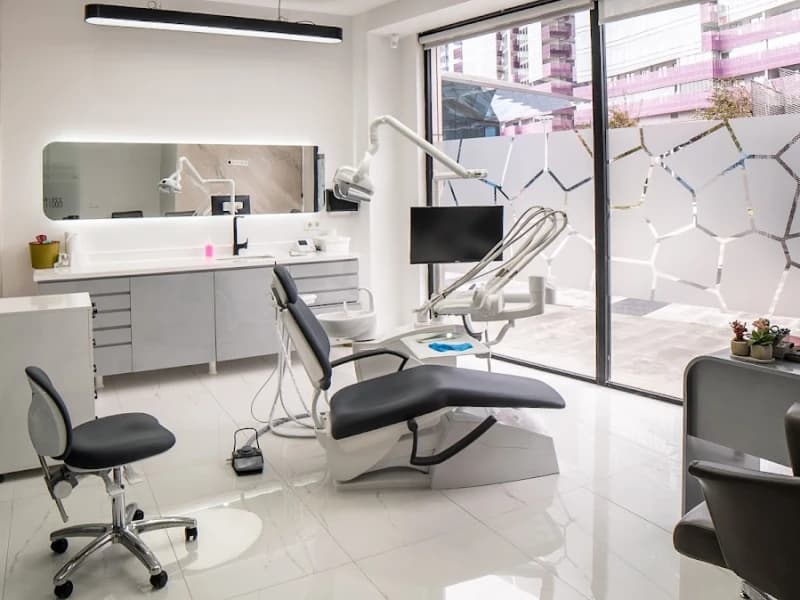 AcunalDent Dental Centre