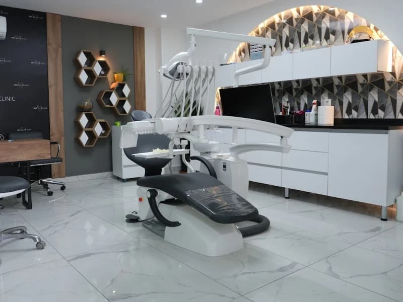 Seçil Dental Clinic - Logo